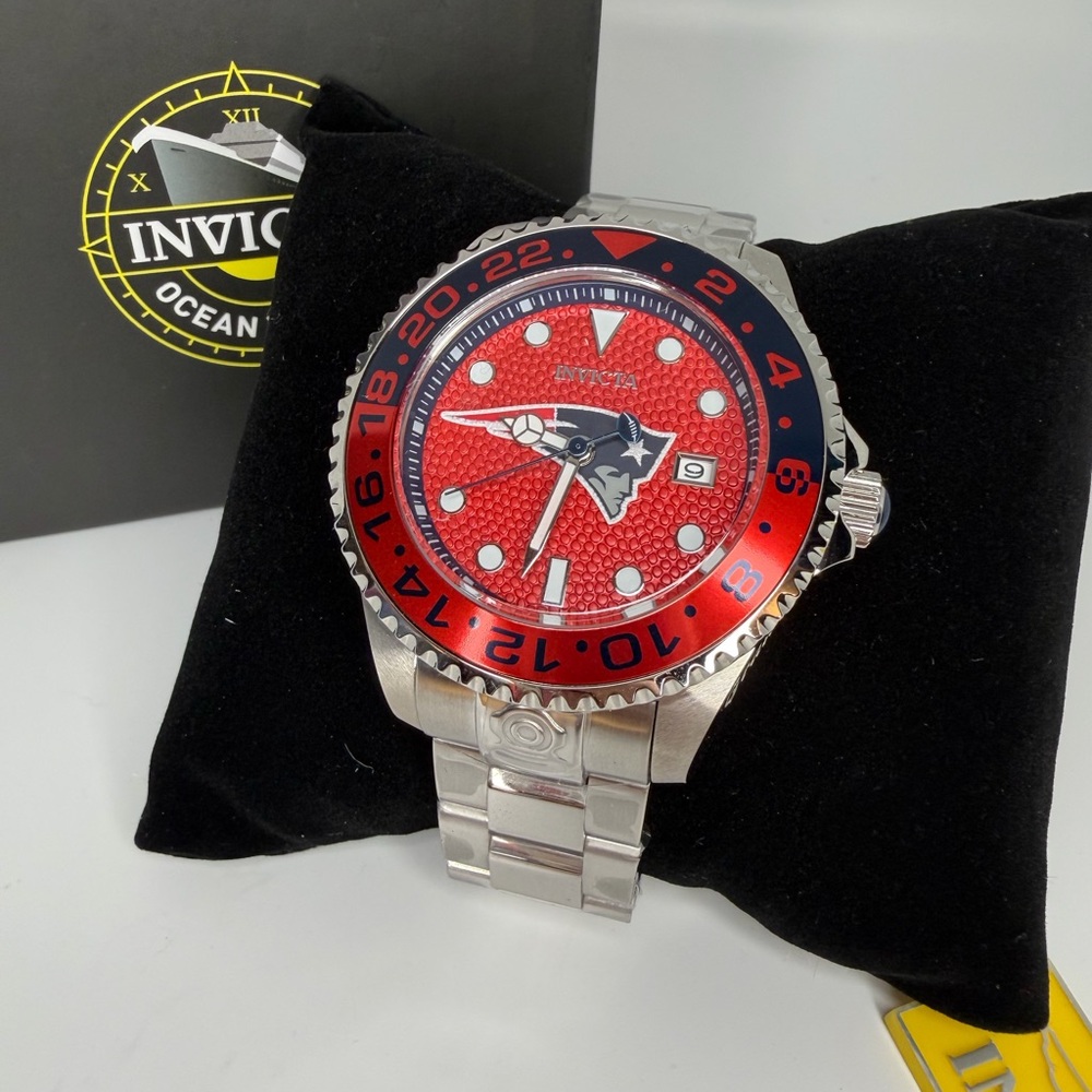Invicta NFL Patriots Pro Diver Automatic Watch - New in Box!